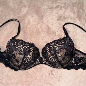 Vintage Victoria’s Secret lace push up bra size 34C